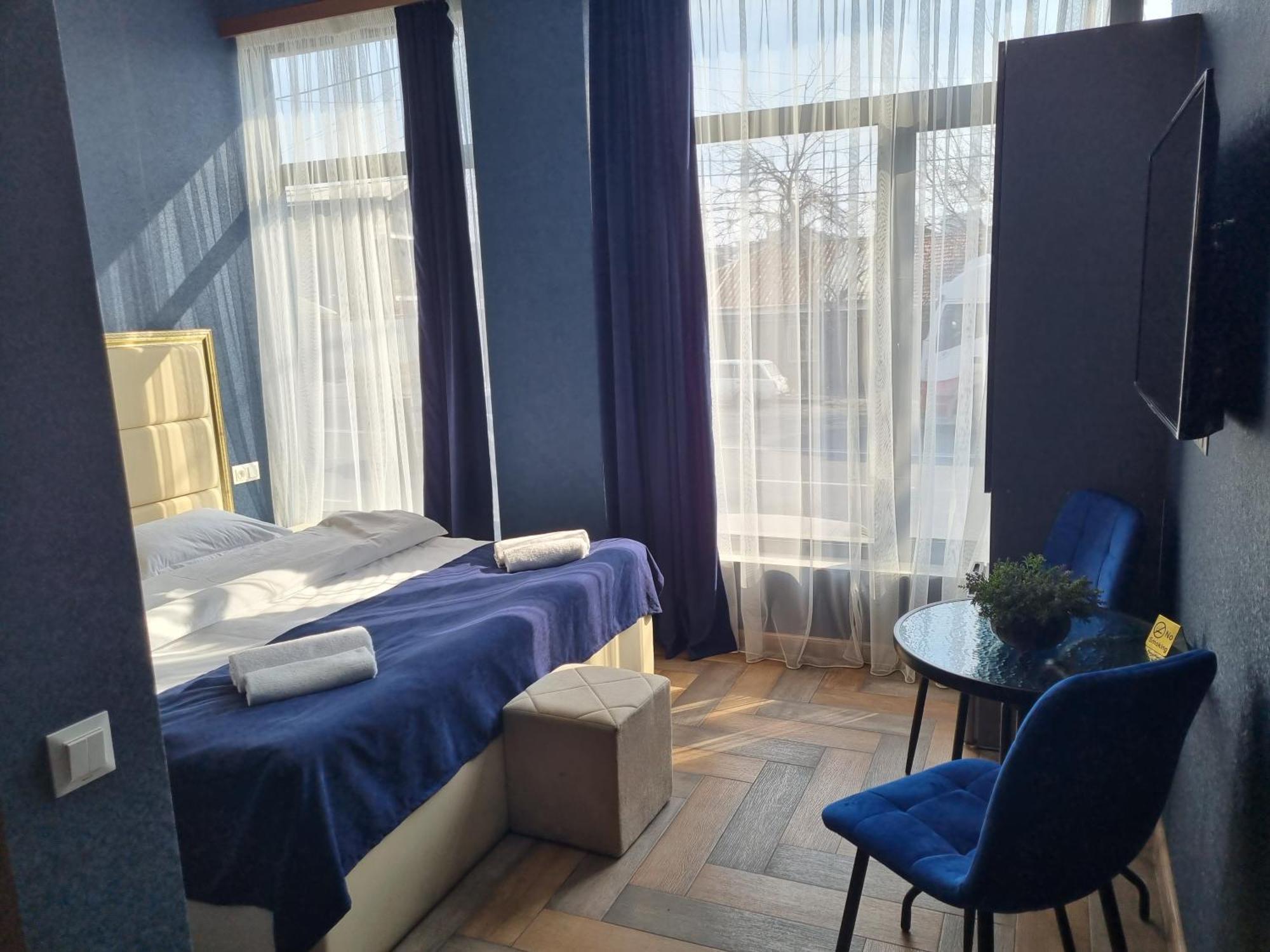 Day Inn Hotel Ереван Экстерьер фото