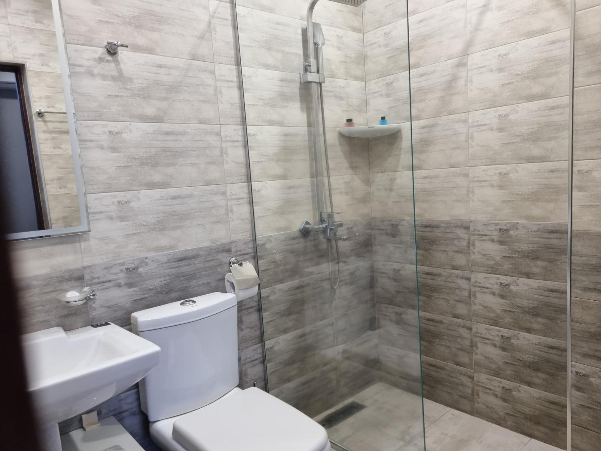 Day Inn Hotel Ереван Экстерьер фото