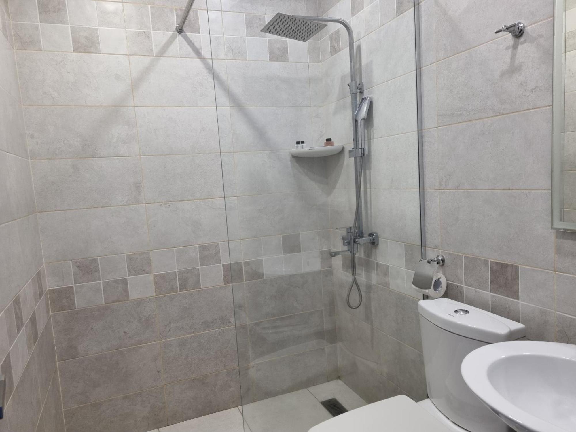 Day Inn Hotel Ереван Экстерьер фото