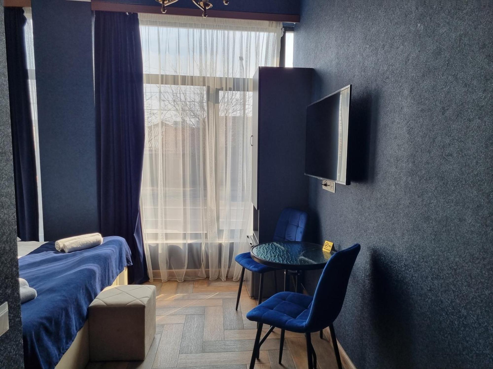 Day Inn Hotel Ереван Экстерьер фото